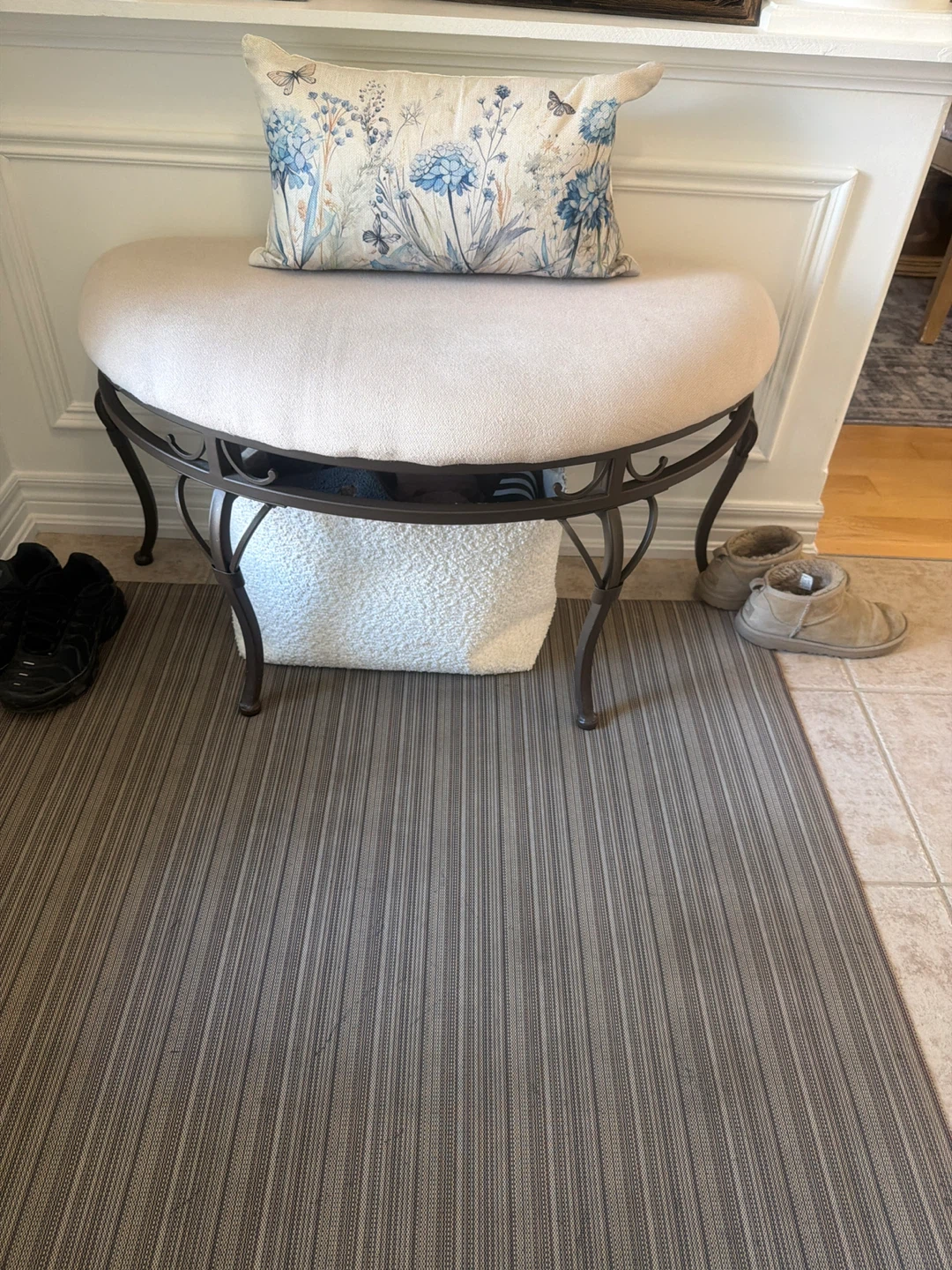 Accent Bench