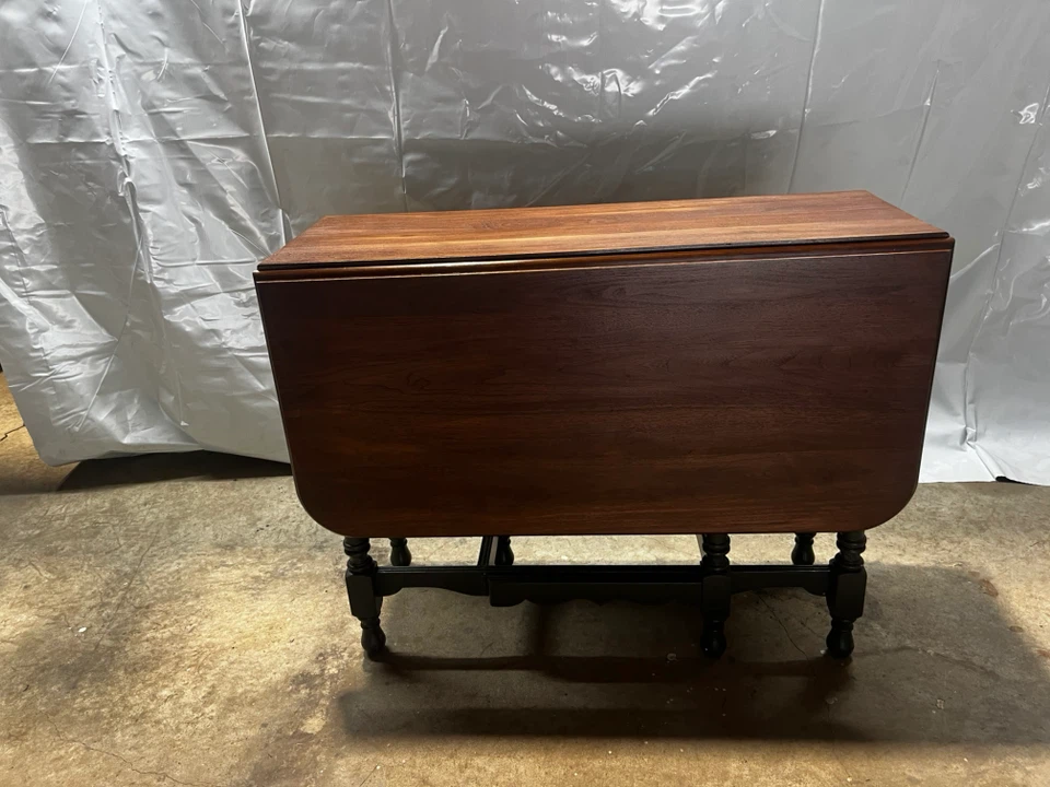 Drop Leaf Gateleg Dining Table