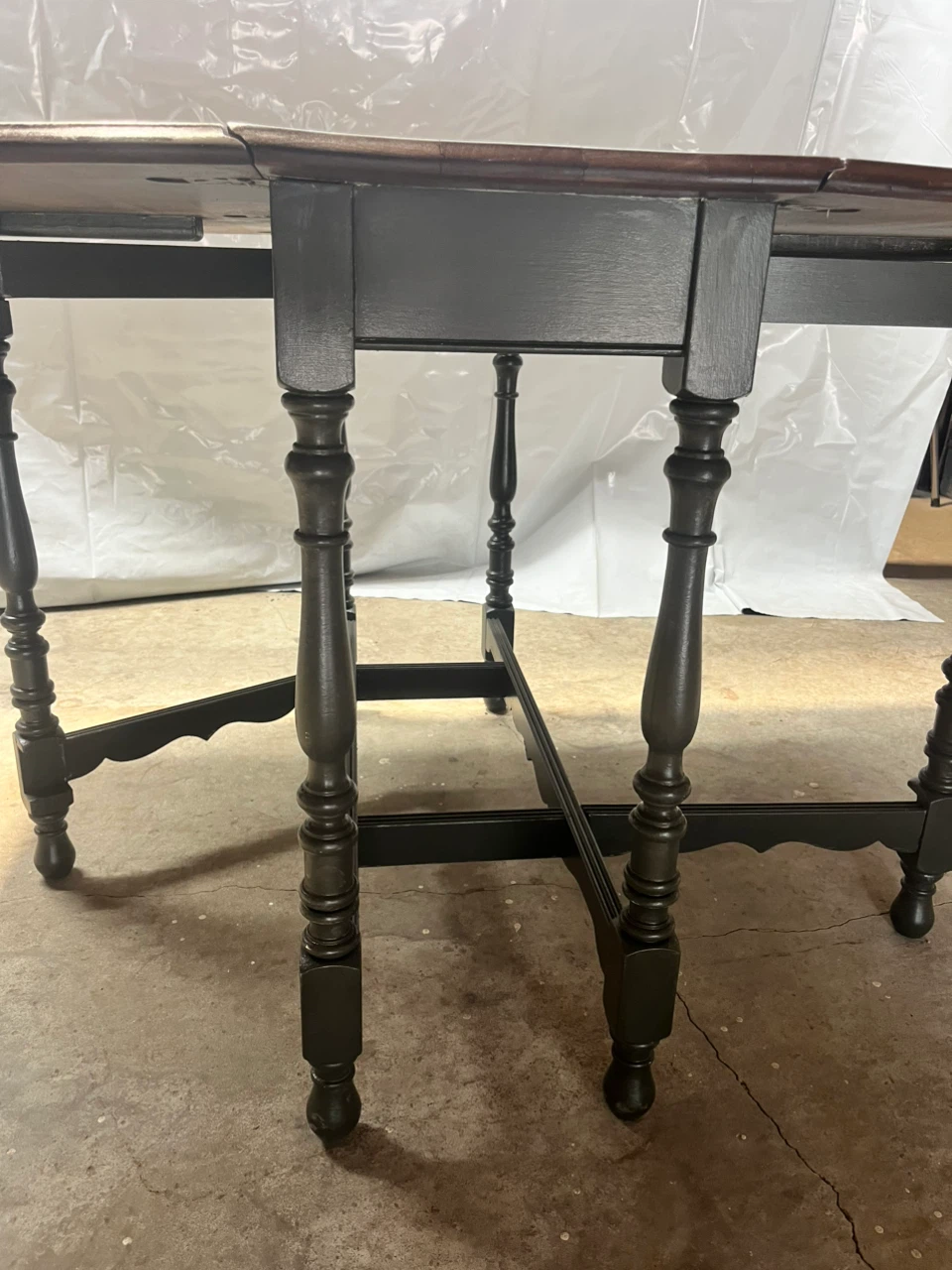 Drop Leaf Gateleg Dining Table - photo 4