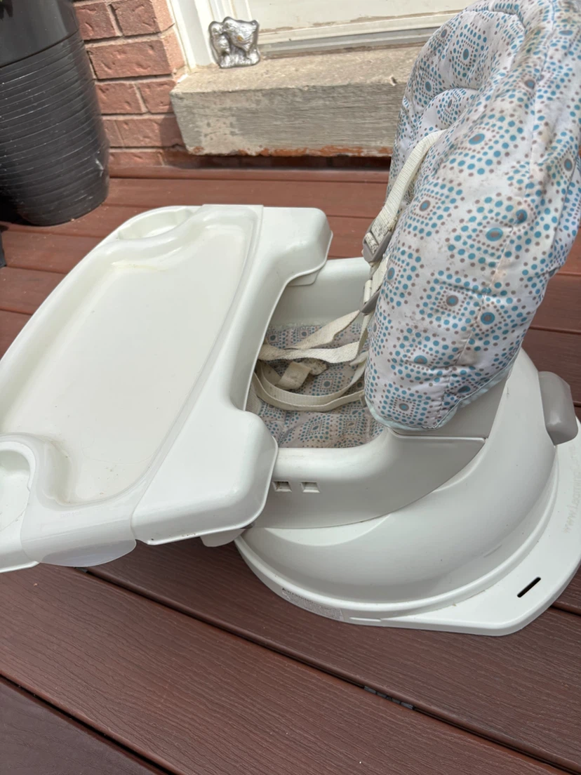 The First Years Booster Seat - photo 4