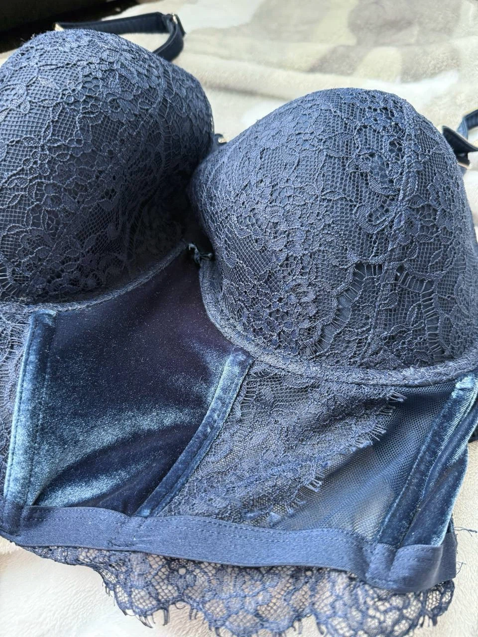 Victoria's Secret  Velvet Corset Bra - 38DD - photo 4