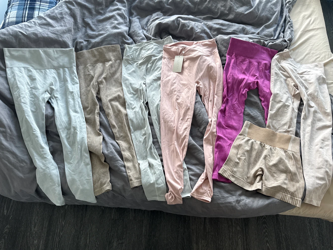 Set of 7 Seamless Workout Leggings & Shorts