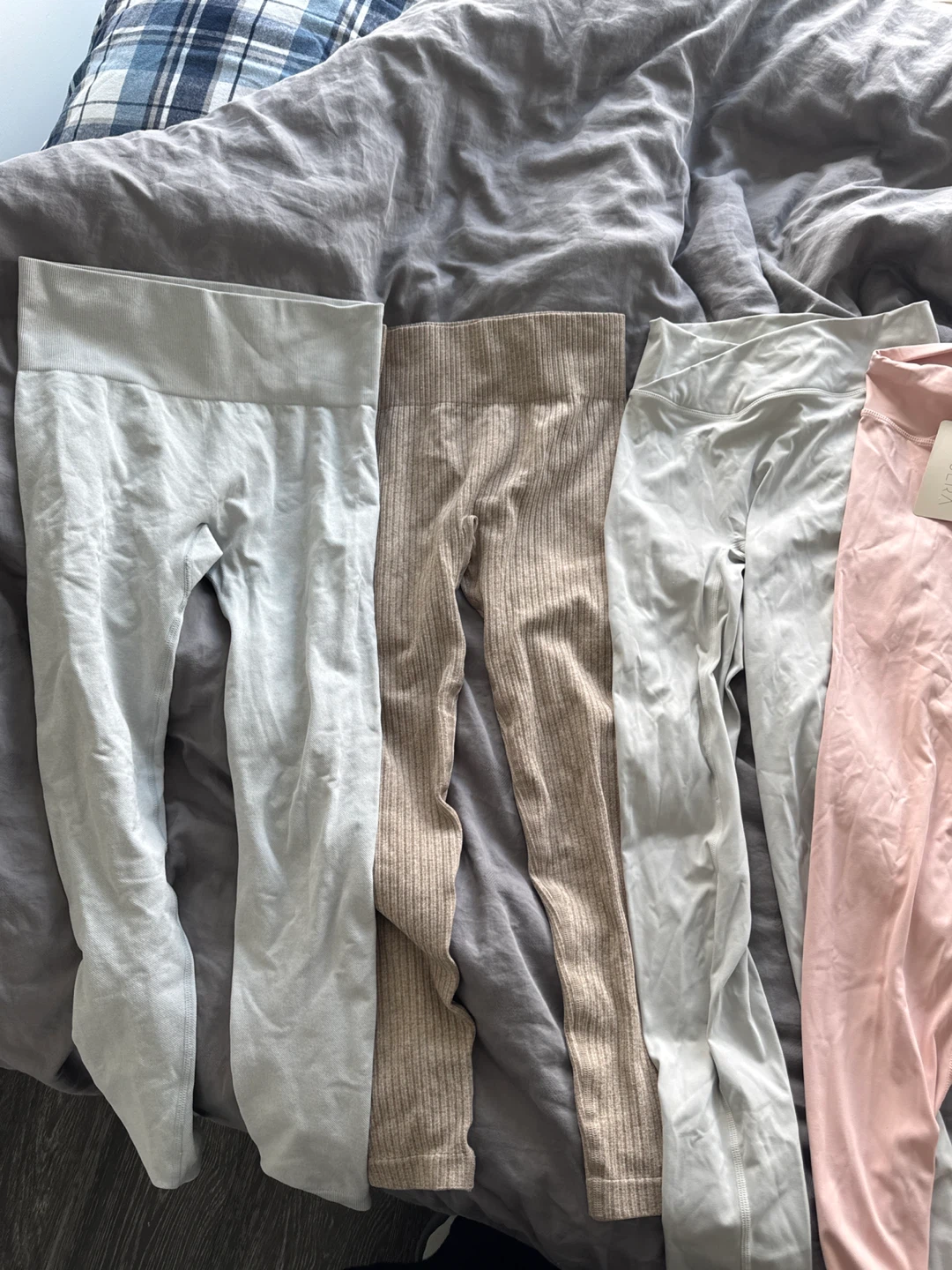 Set of 7 Seamless Workout Leggings & Shorts - photo 4