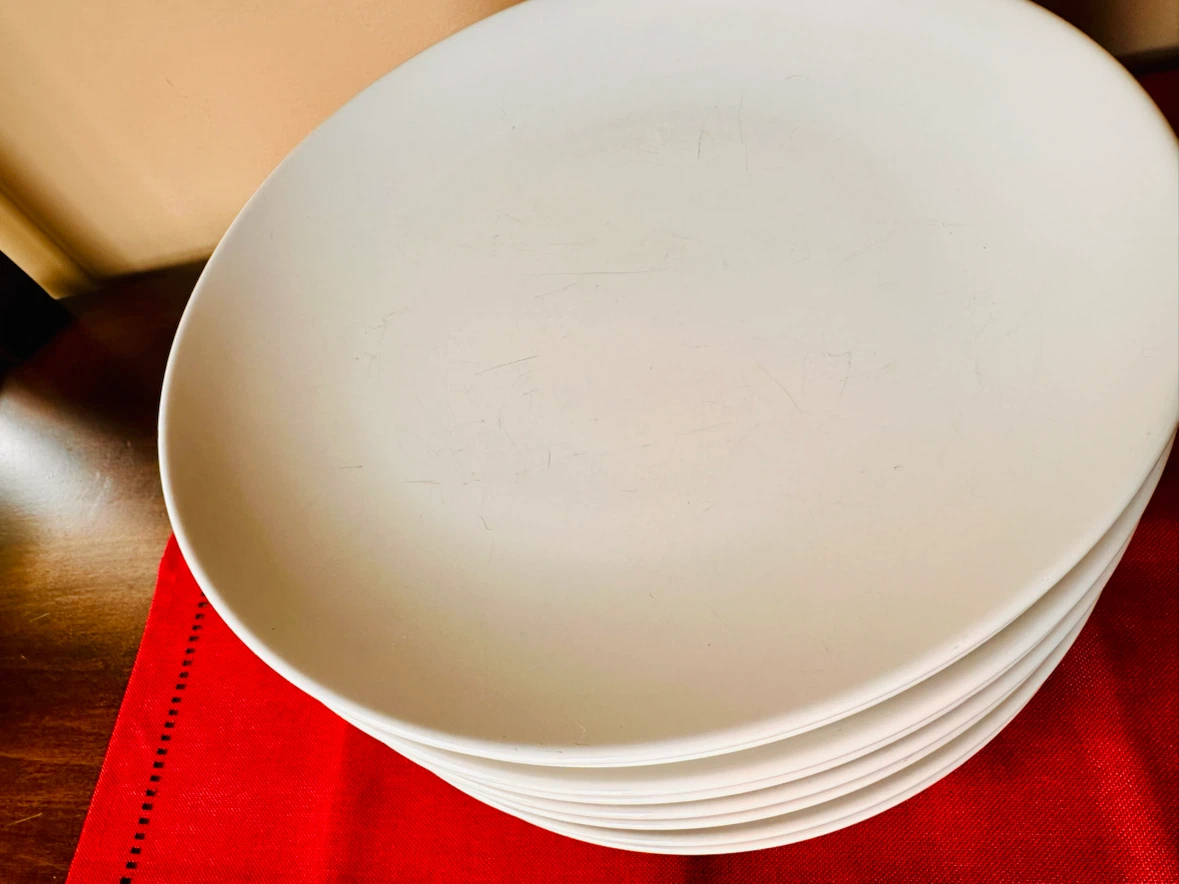 IKEA White Dinner Plates - Set of 12 - photo 2