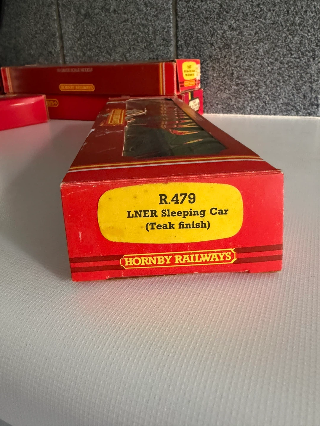 4 BR Hornby 00 scale model train coaches. - photo 3