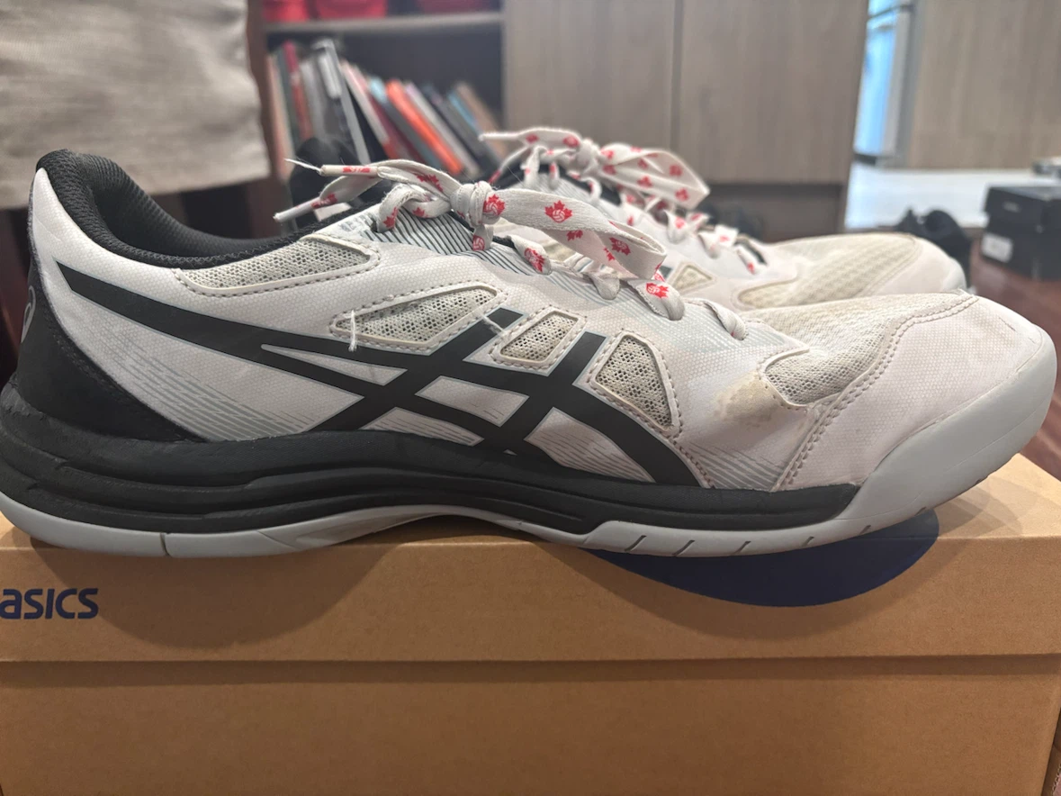 ASICS Upcourt 5 Men's Volleyball Shoes