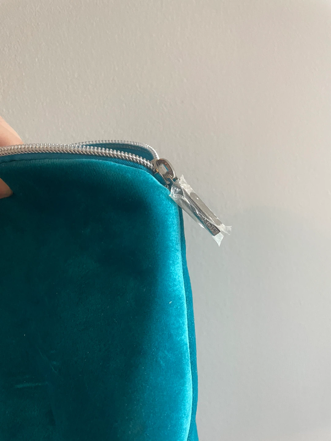 Large Moroccanoil Teal Velvet Cosmetic Bag - photo 2