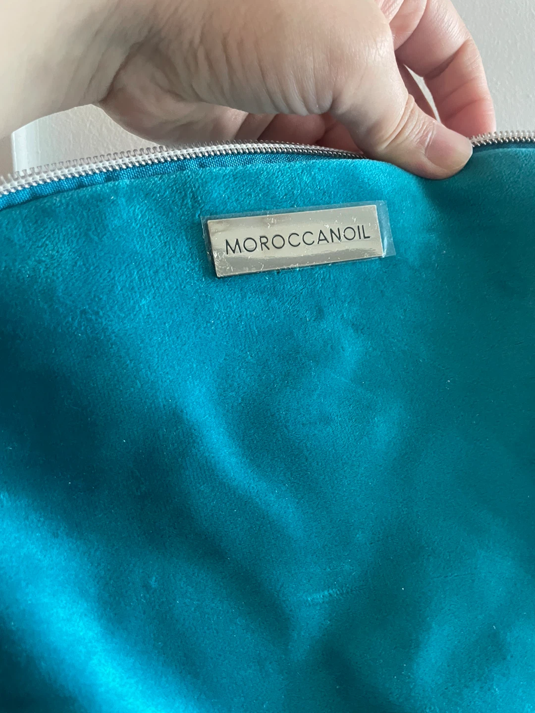 Large Moroccanoil Teal Velvet Cosmetic Bag - photo 3