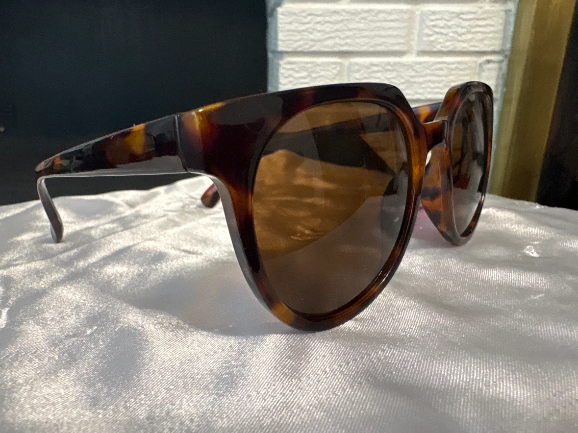 QUO Beauty Fashion/Mode Tortoiseshell Sunglasses - photo 3