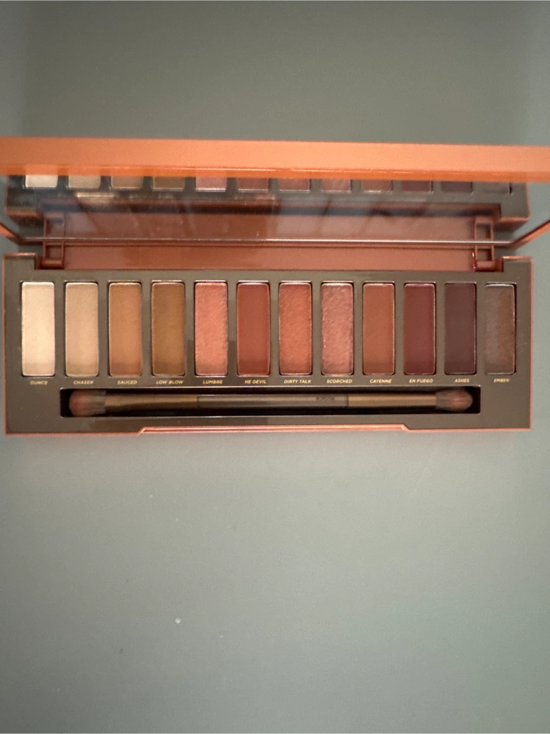 Urban Decay Naked Heat Eyeshadow Palette