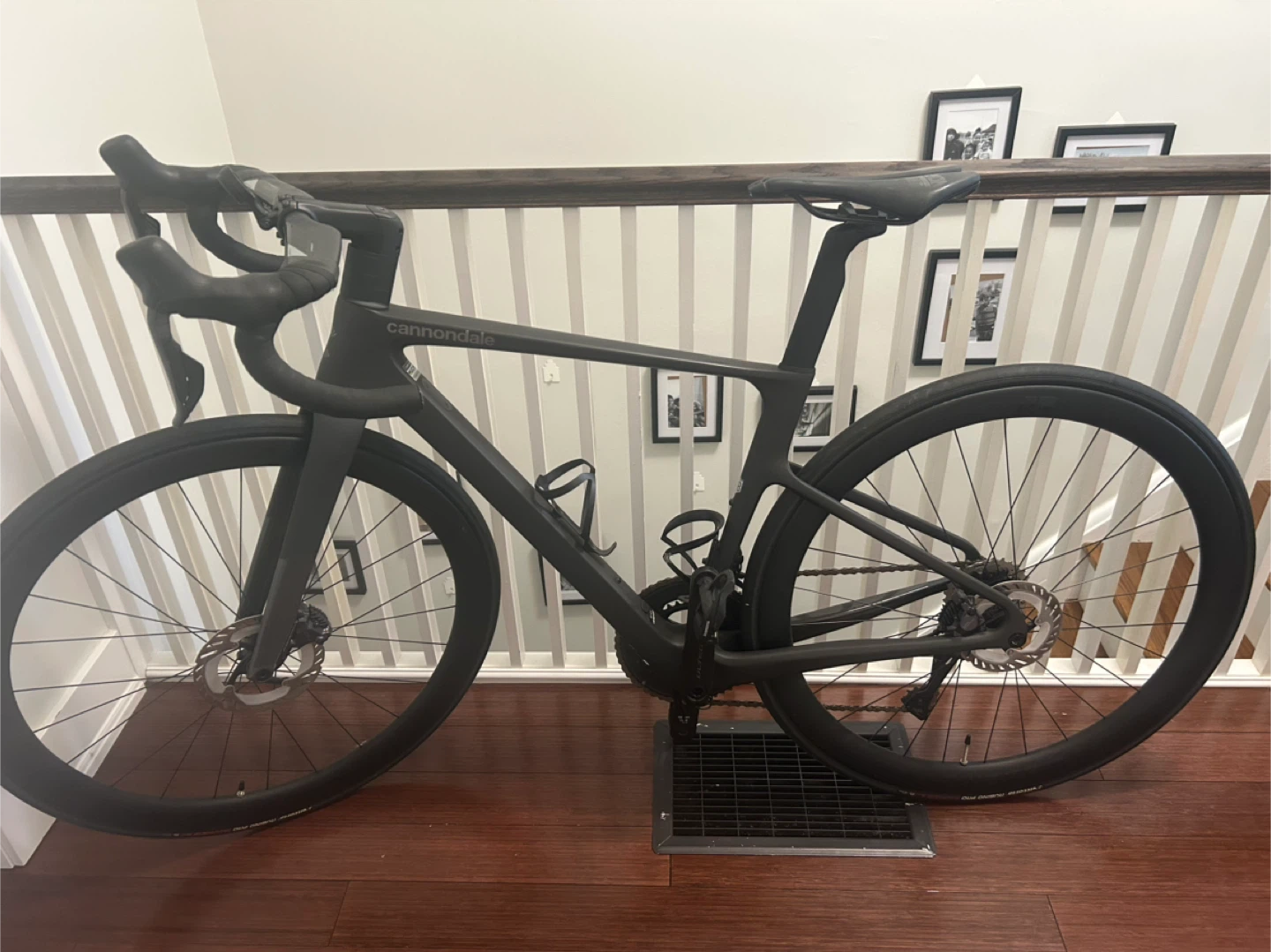Cannondale SuperSix EVO Carbon Road Bike