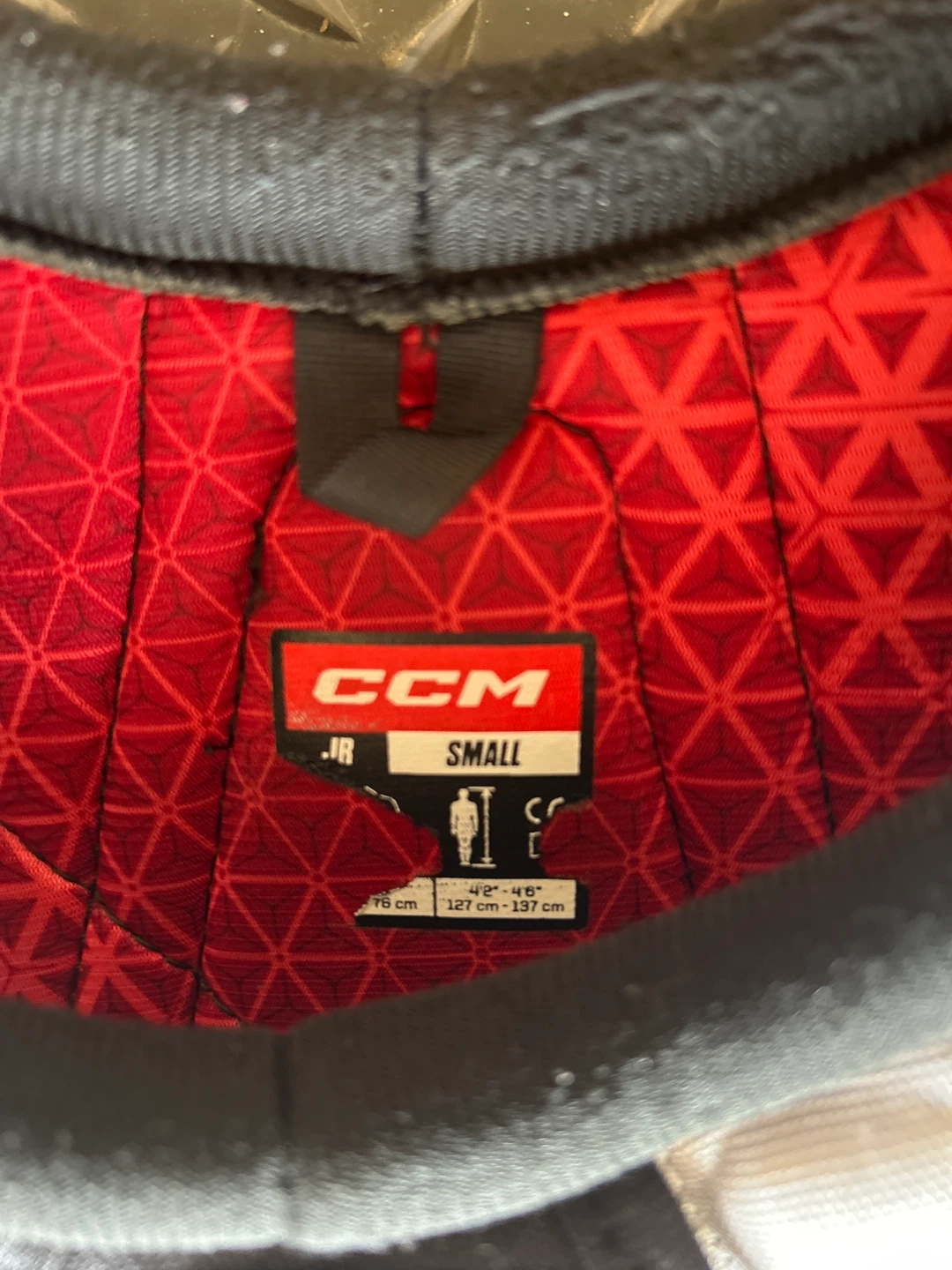 CCM Jetspeed Vibe Shoulder Pads - photo 3