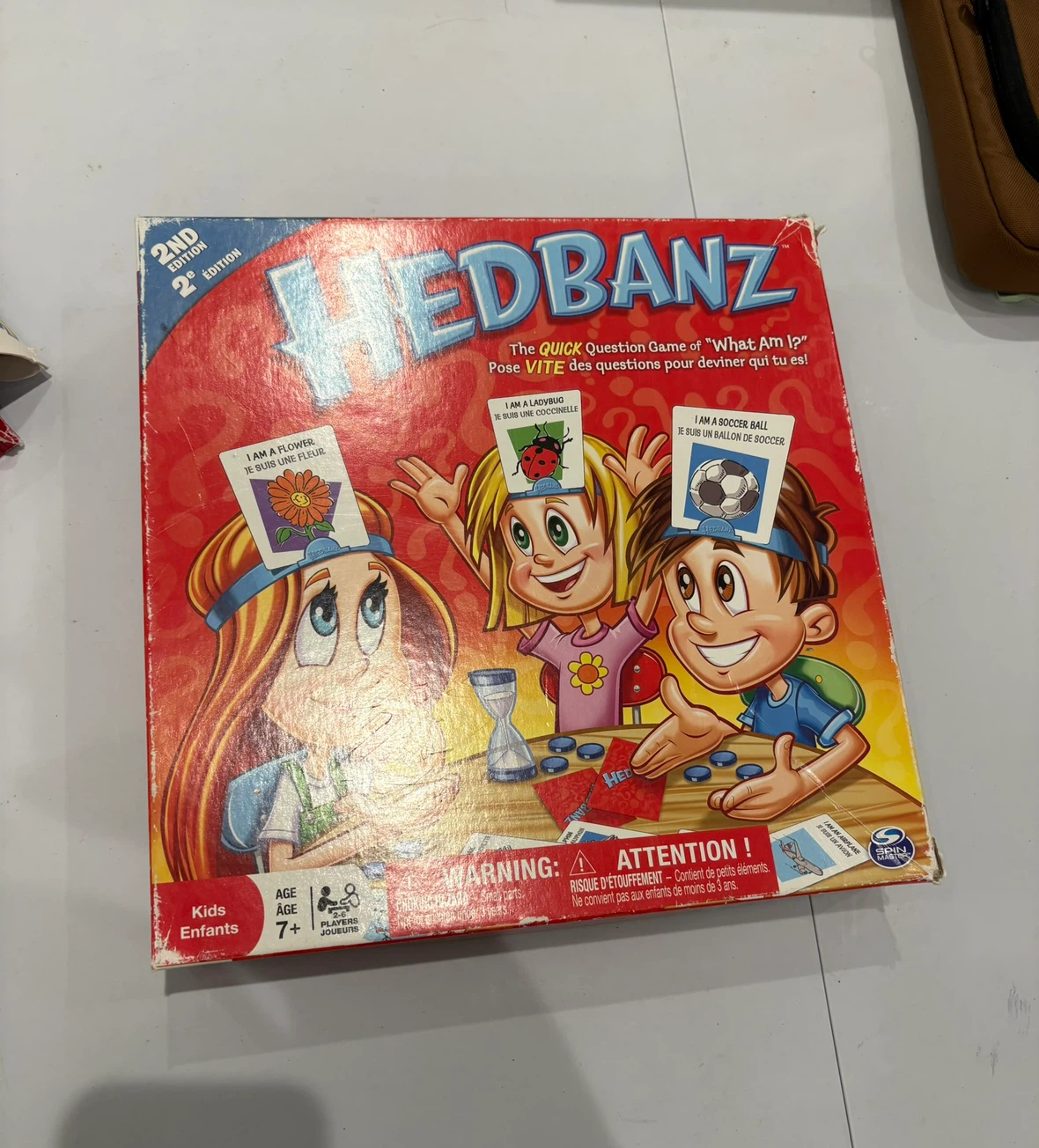 Hedbanz 2nd Edition “What Am I?” Game