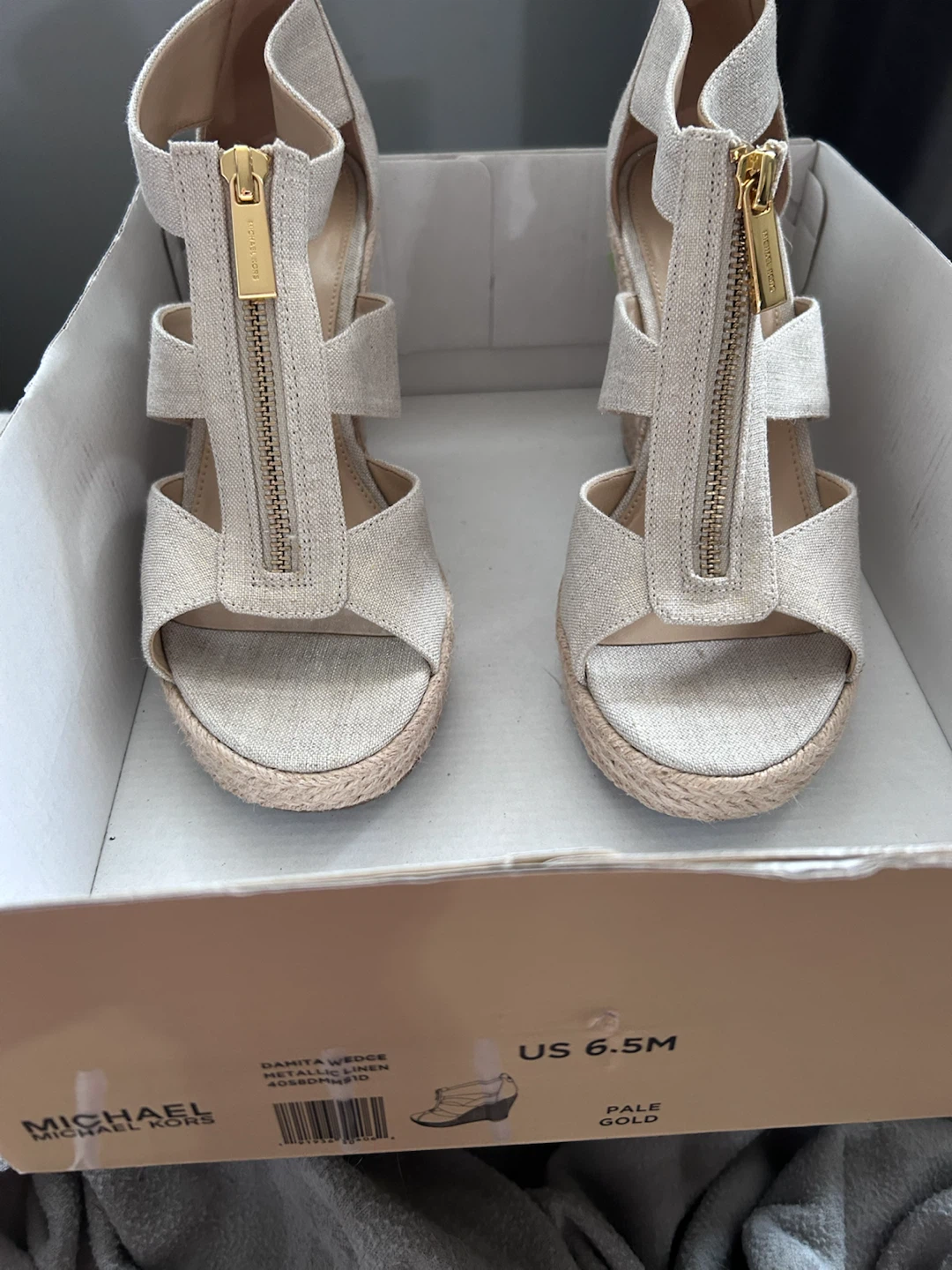 MK like new - photo 3