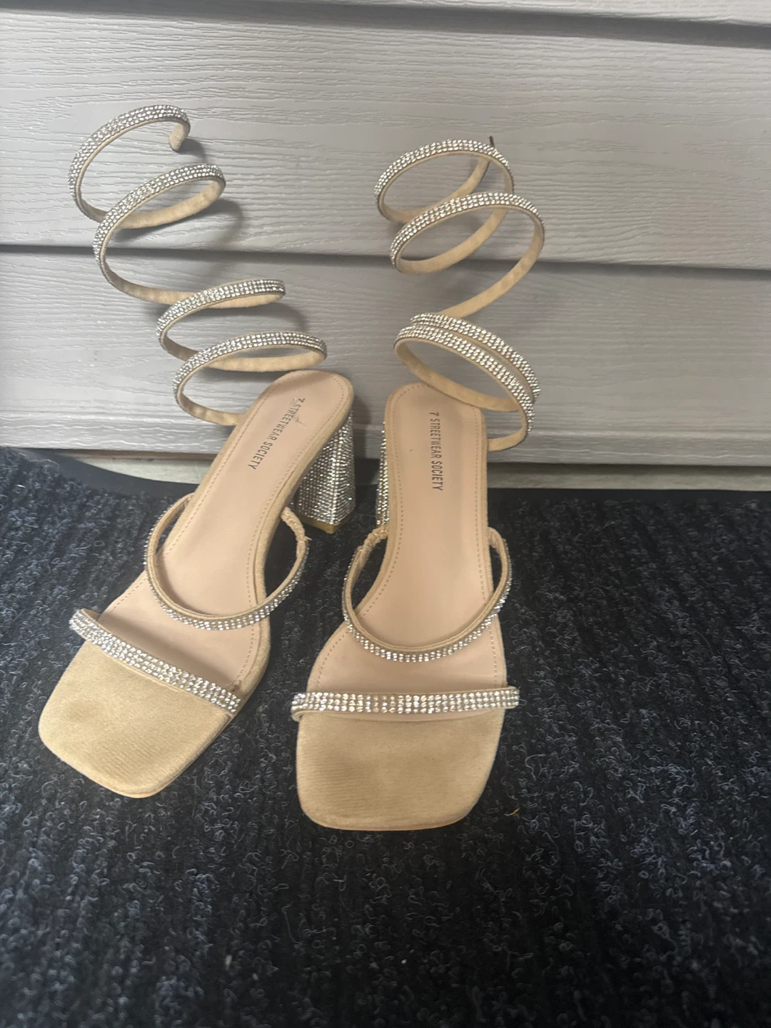 Twisted Society Women's Sparkle Spiral Heels - photo 3