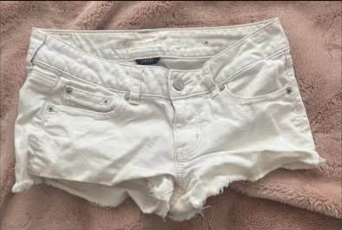 American Eagle, H&M and Abercrombie & Fitch shorts ($2 each) - photo 2