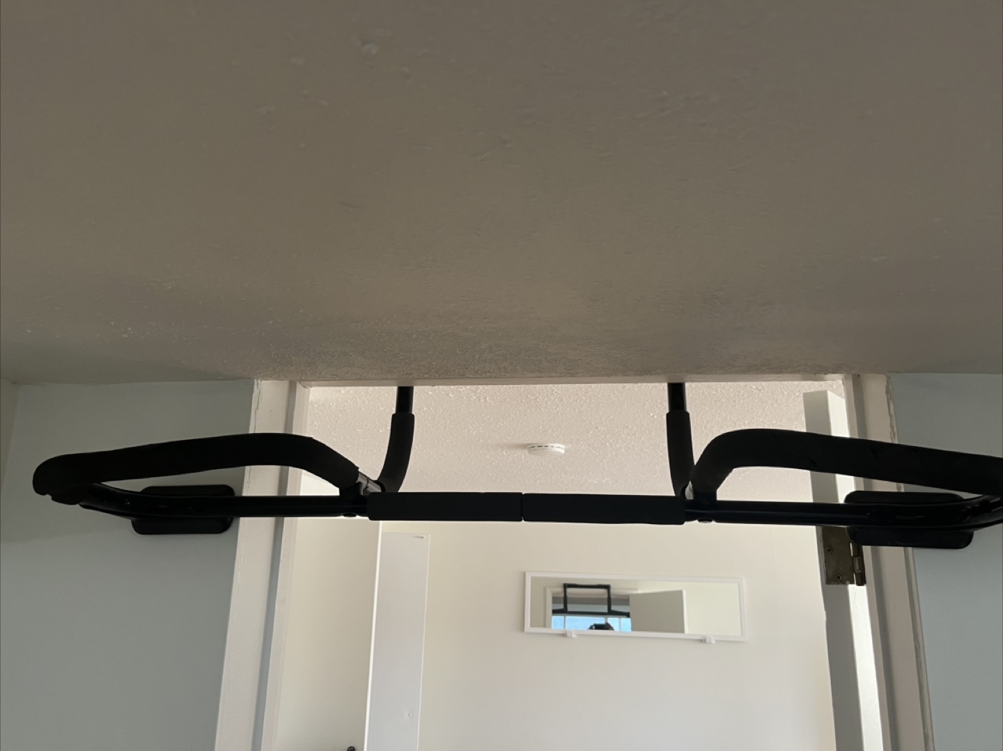 Multi-Gym Elite Doorway Pull-up Bar - photo 3