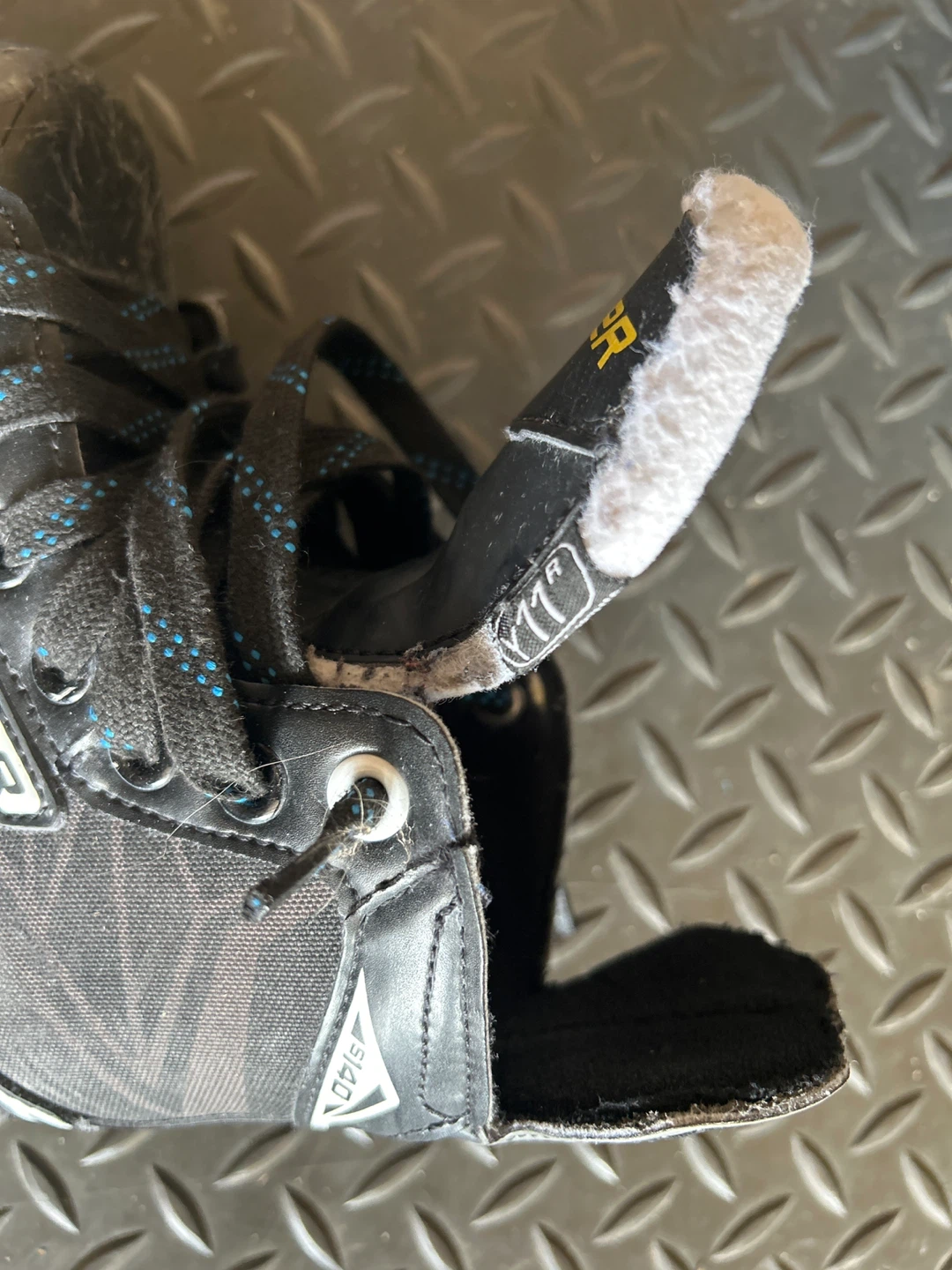 Bauer Hockey Skates -11y - photo 2