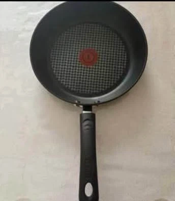 T-fal pan (New)