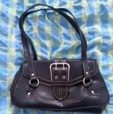 Shoulder bag (In good condition) (Free)