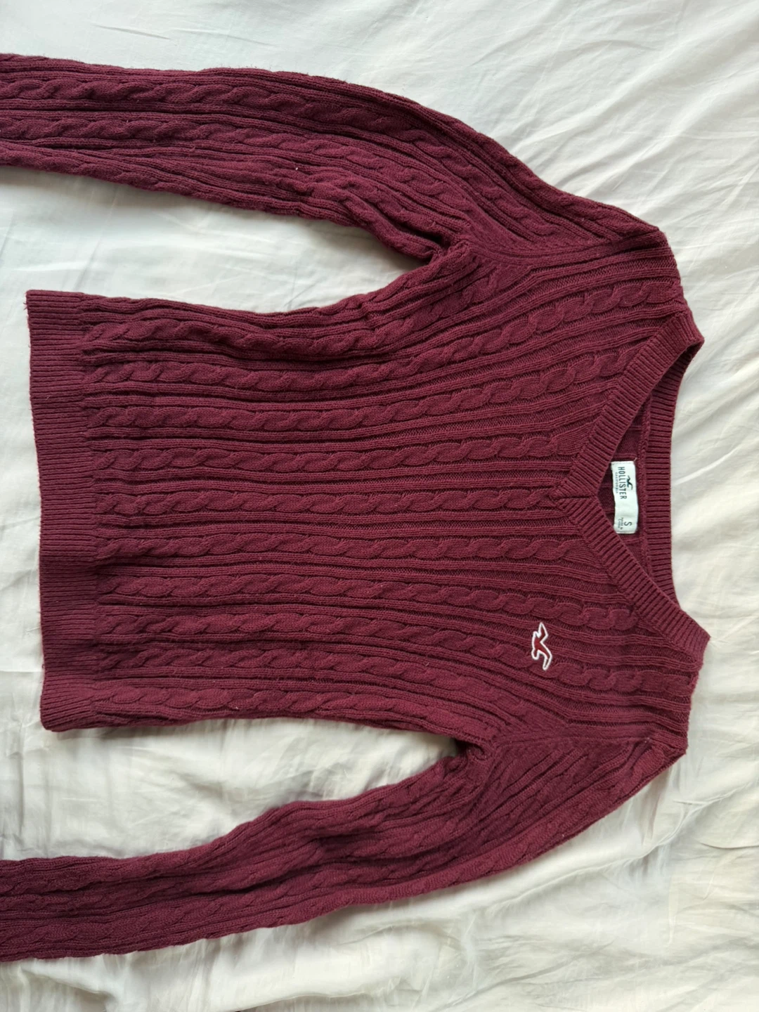 Hollister Cable Knit V-Neck Sweater - photo 2
