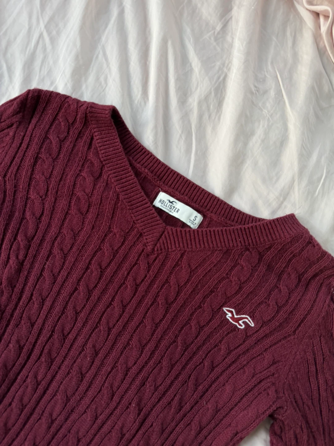 Hollister Cable Knit V-Neck Sweater - photo 3