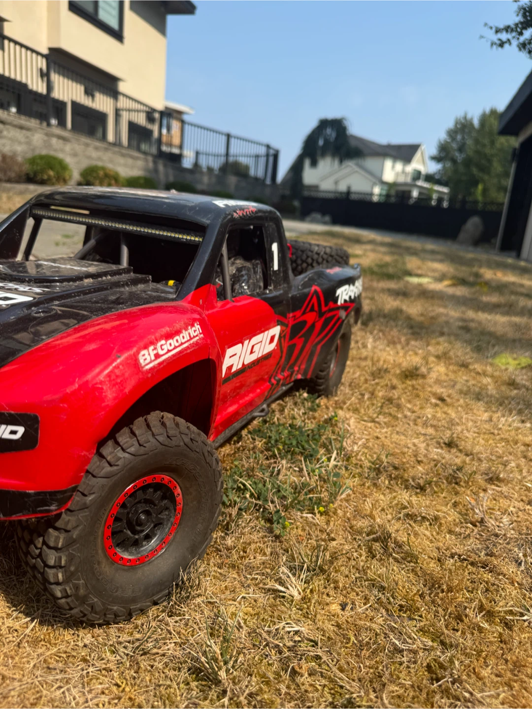 Traxxas RIGIO RC Truck - photo 4