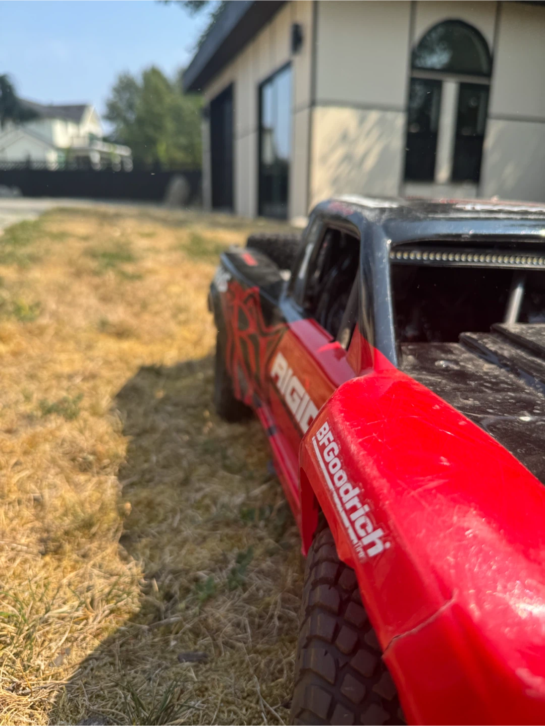 Traxxas RIGIO RC Truck - photo 5