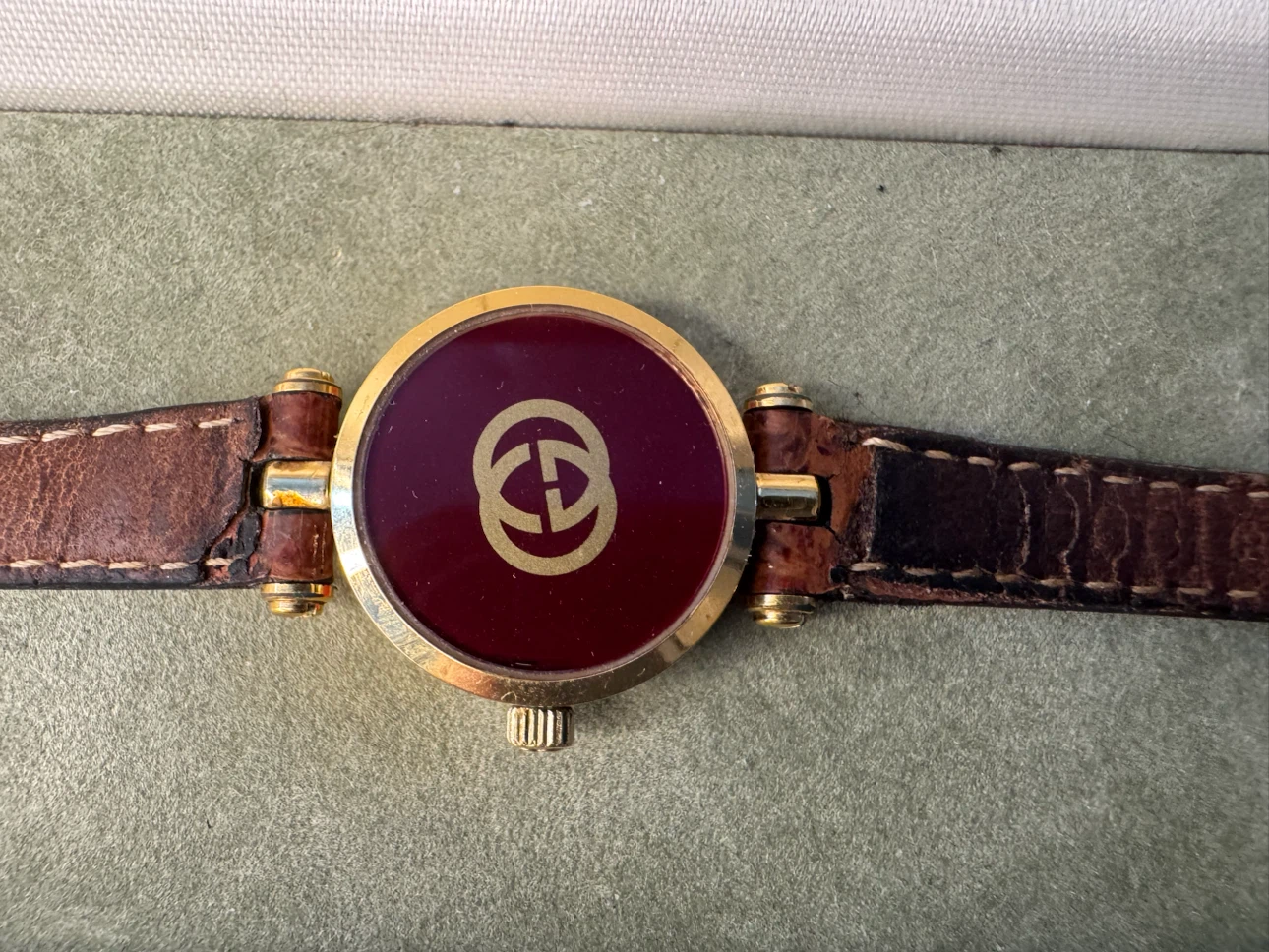Gucci Ladies Watch 2000L - photo 3