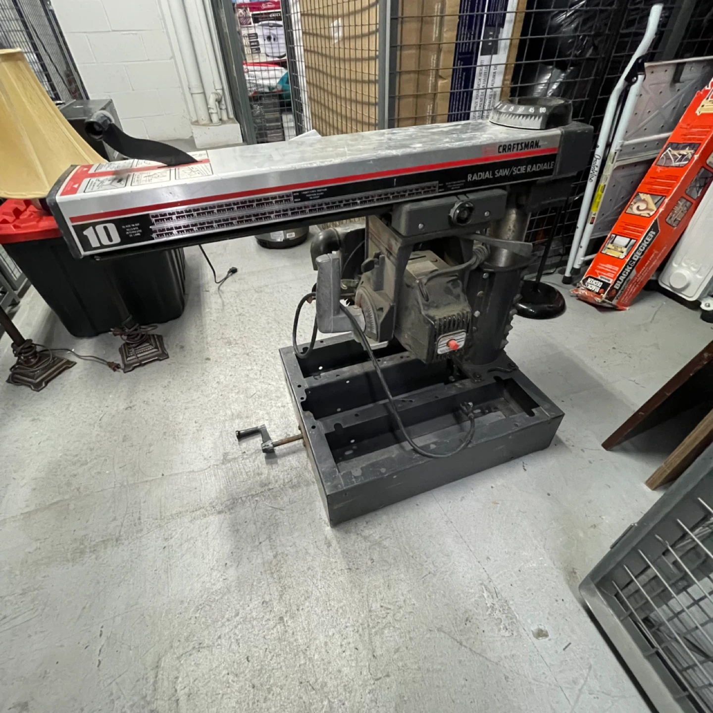Craftsman 10" Radial Saw - photo 2