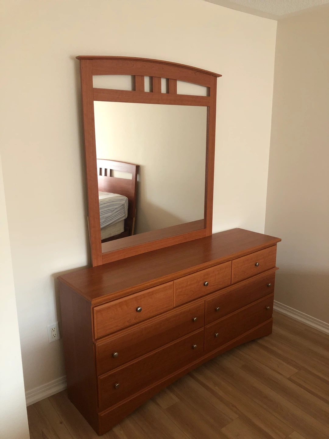 Dresser & Mirror
