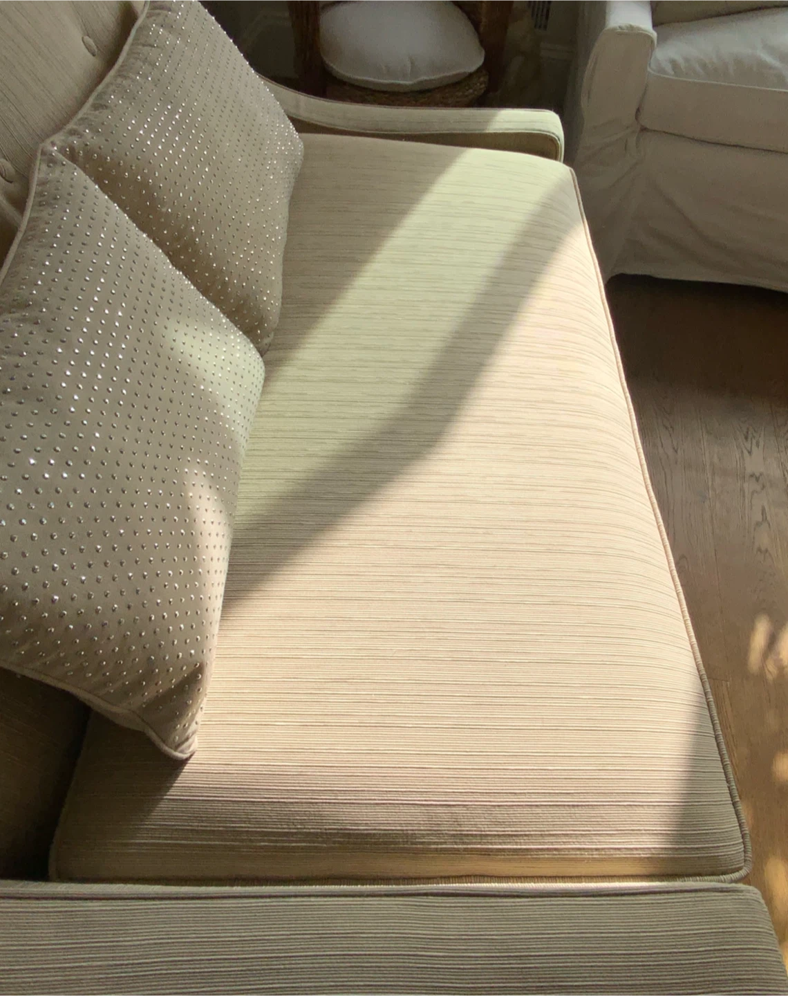⭐️Beautiful Custom Casalife Loveseat And Cushions⭐️ - photo 5