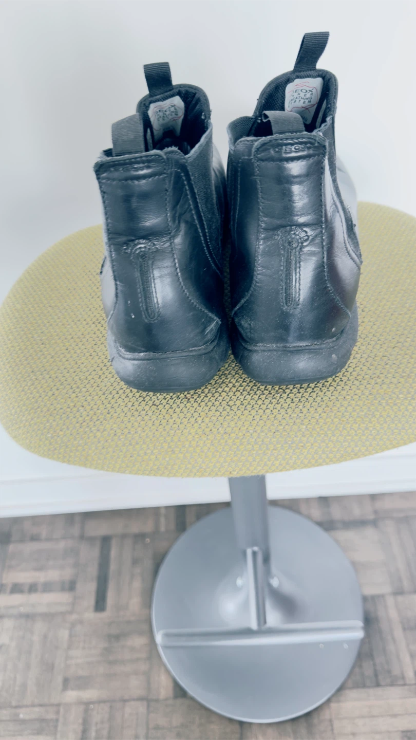 GEOX Black Leather Chelsea Boots - photo 5