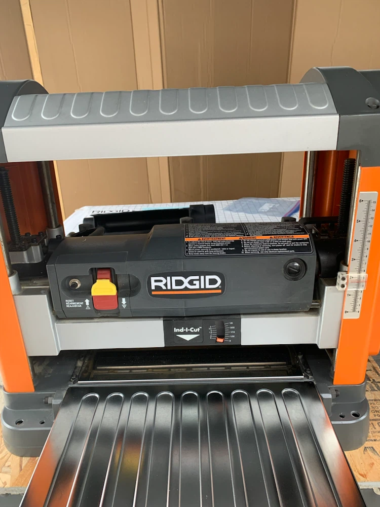 Rigid 13” thickness planer - photo 3