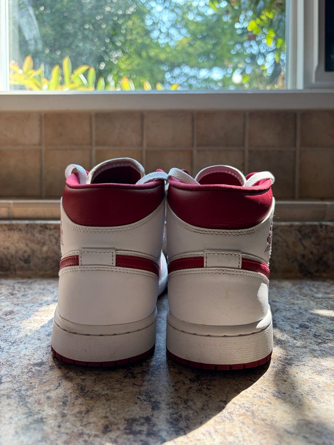 Air Jordan 1 Mid White Red Sneakers - photo 2