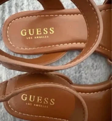 Guess sandals (Like new) (Size 7) (Authentic) - photo 3