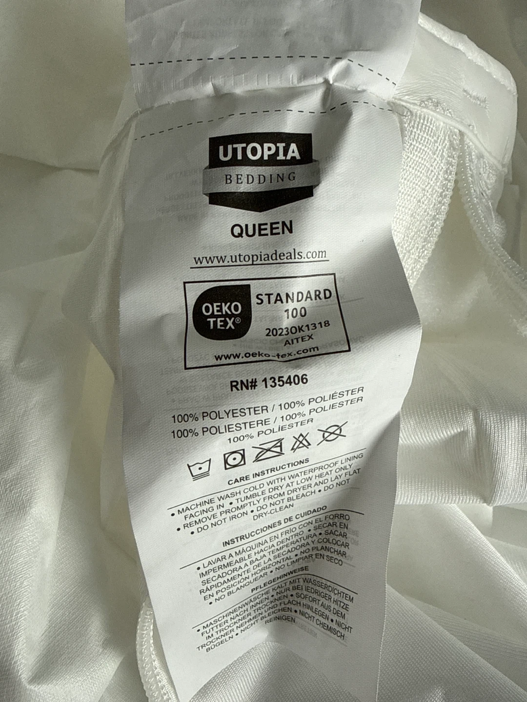 Utopia Bedding Queen Waterproof Mattress Protector - photo 2