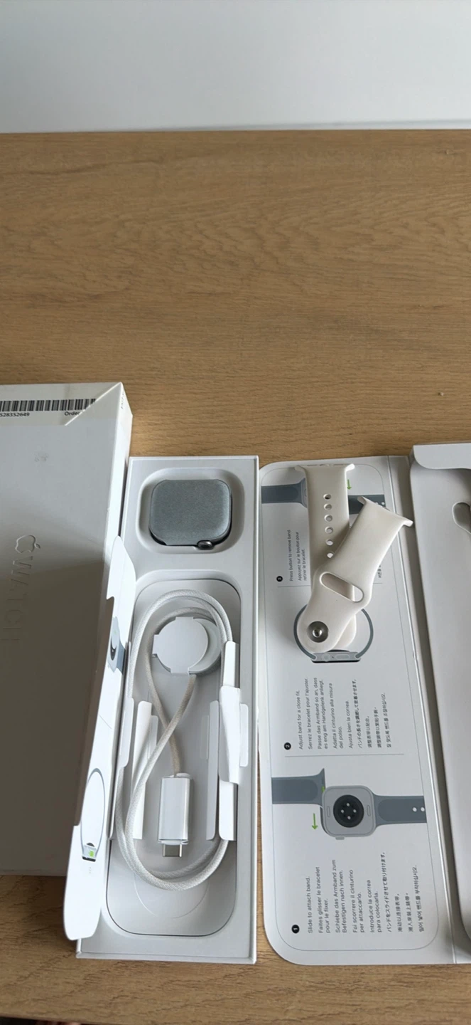Apple Watch 11 42mm Space Gray Aluminum GPS - photo 2