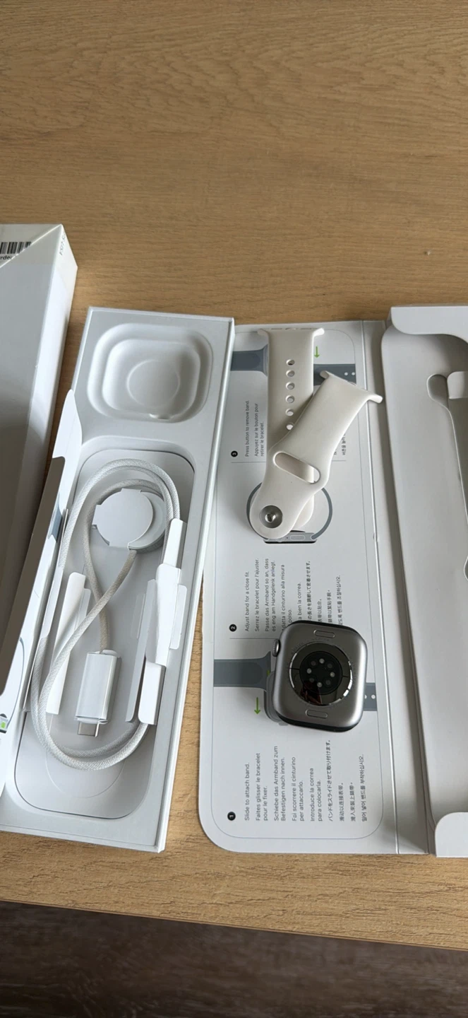 Apple Watch 11 42mm Space Gray Aluminum GPS - photo 3