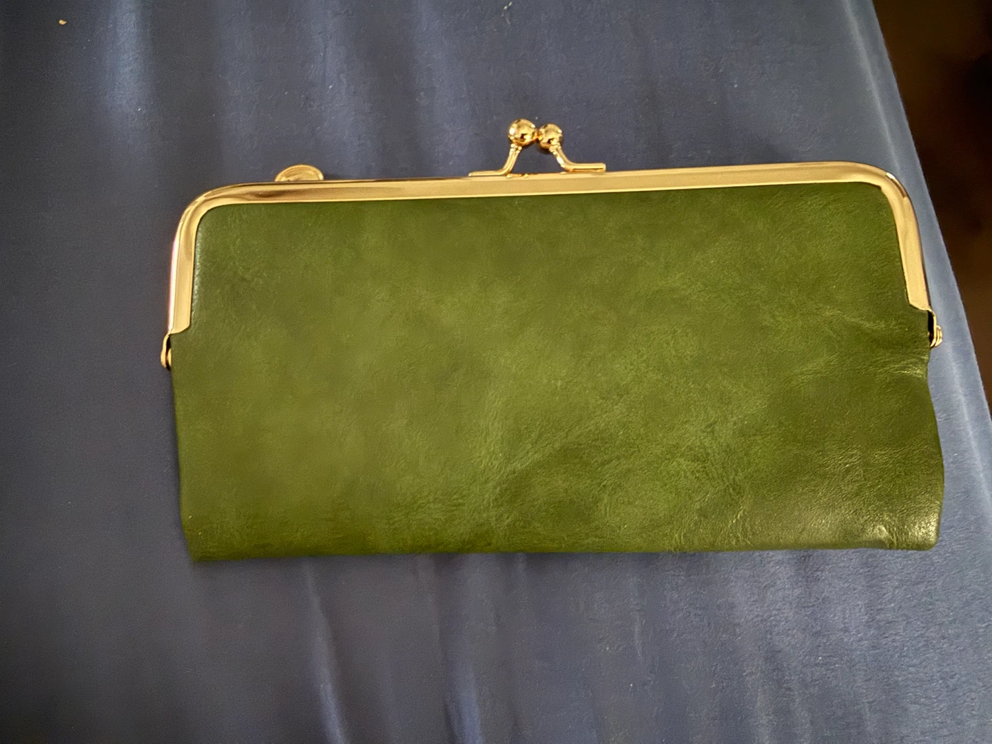Green Bi-fold Clasp Wallet-vintage look