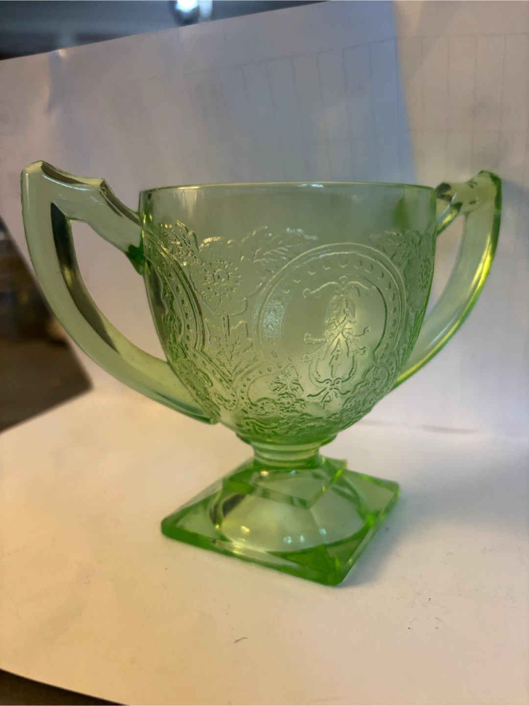 Green uranium glass - photo 2