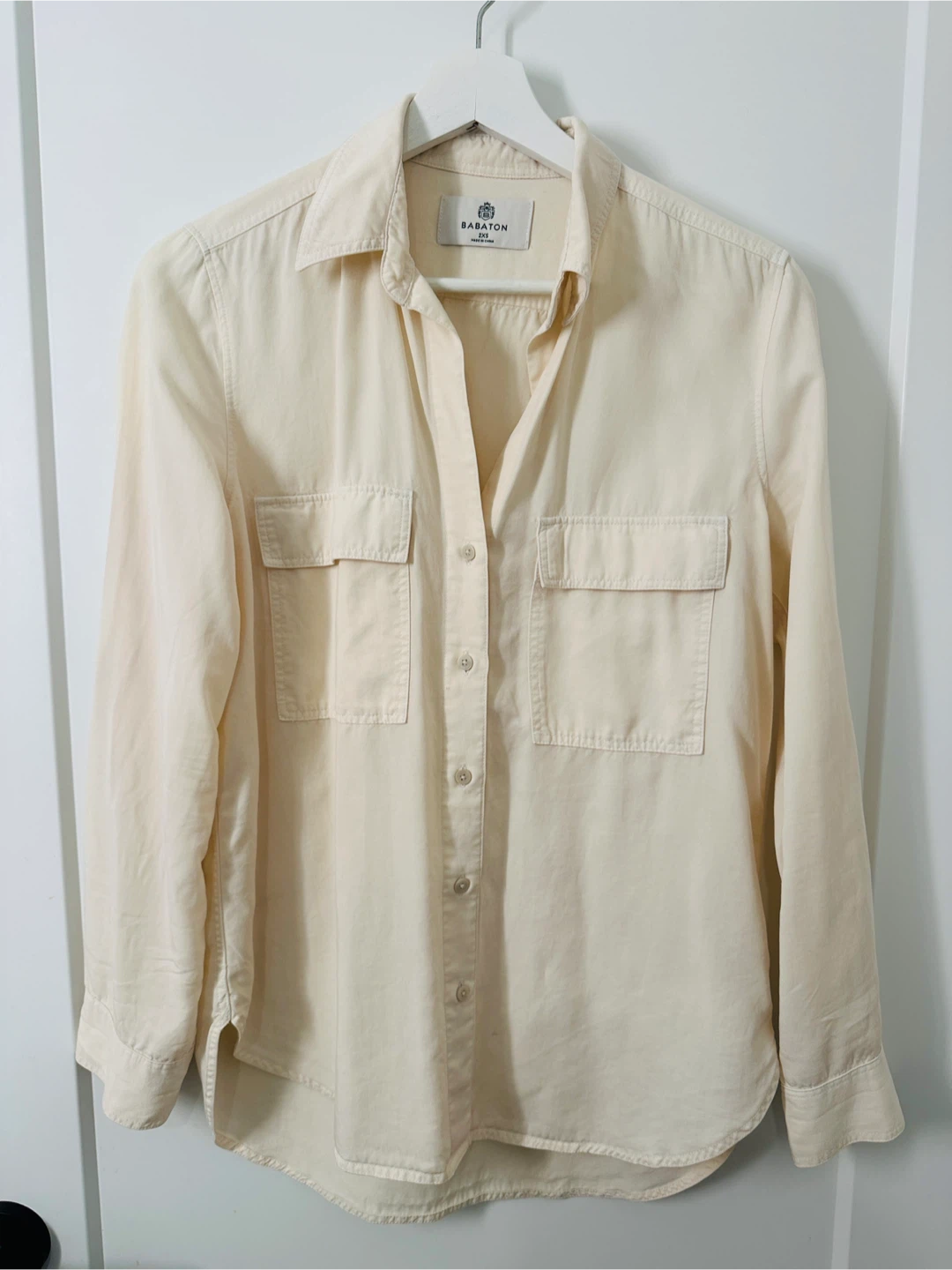 Babaton Women's Cream Button-Up Shirt