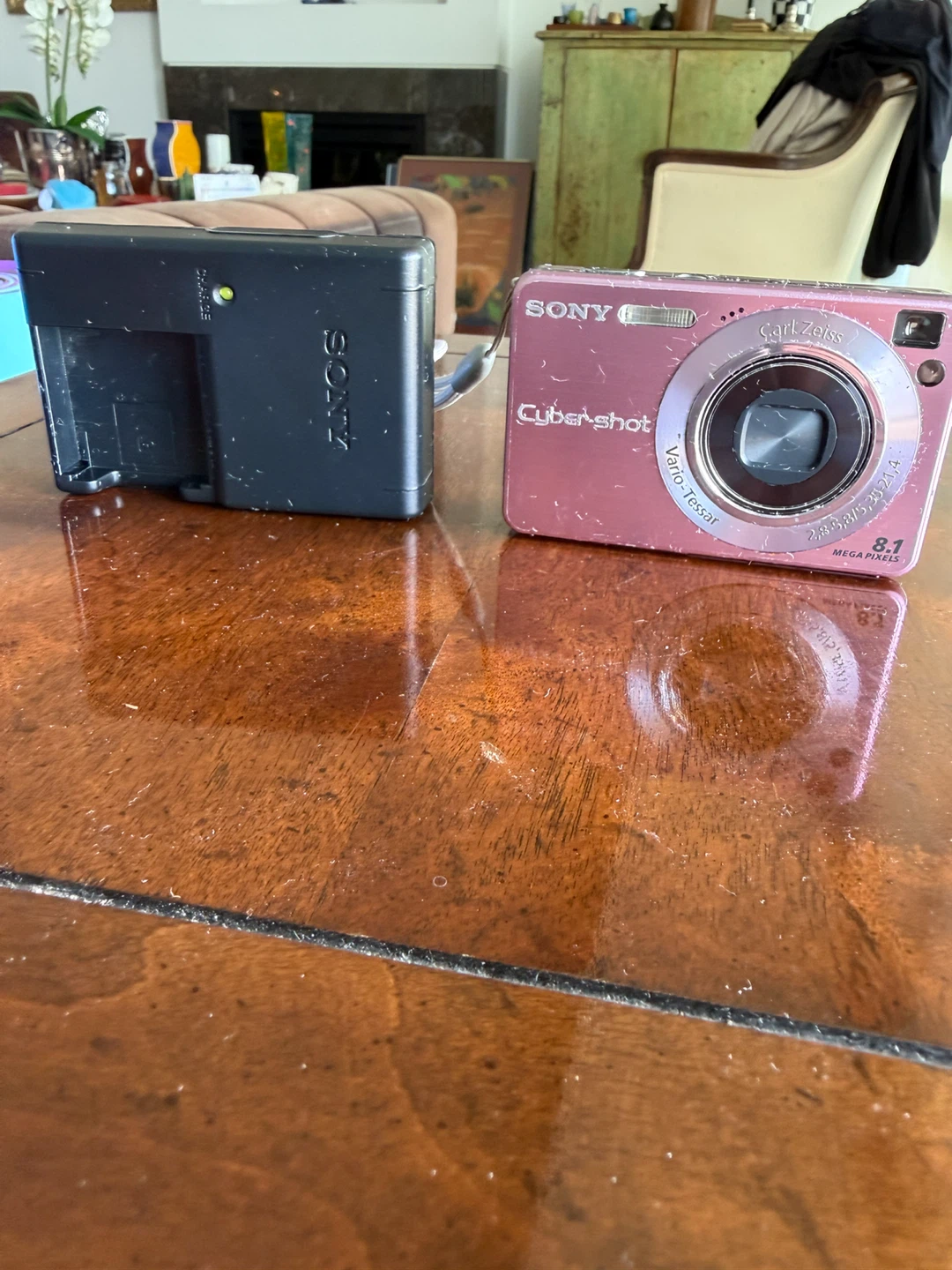 Sony Cyber-shot 8.1 MP Digital Camera