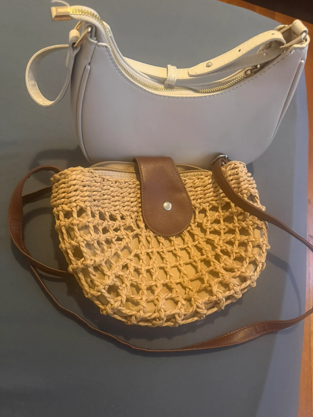 Woven Straw Shoulder Bag and White Faux Leather Shoulder Bag Set - photo 2