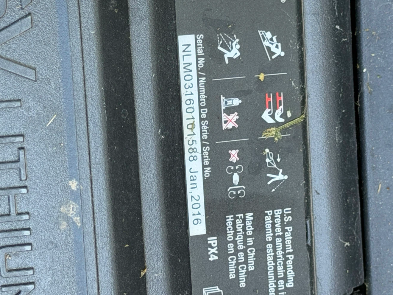 Selling ego lawnmower - photo 3
