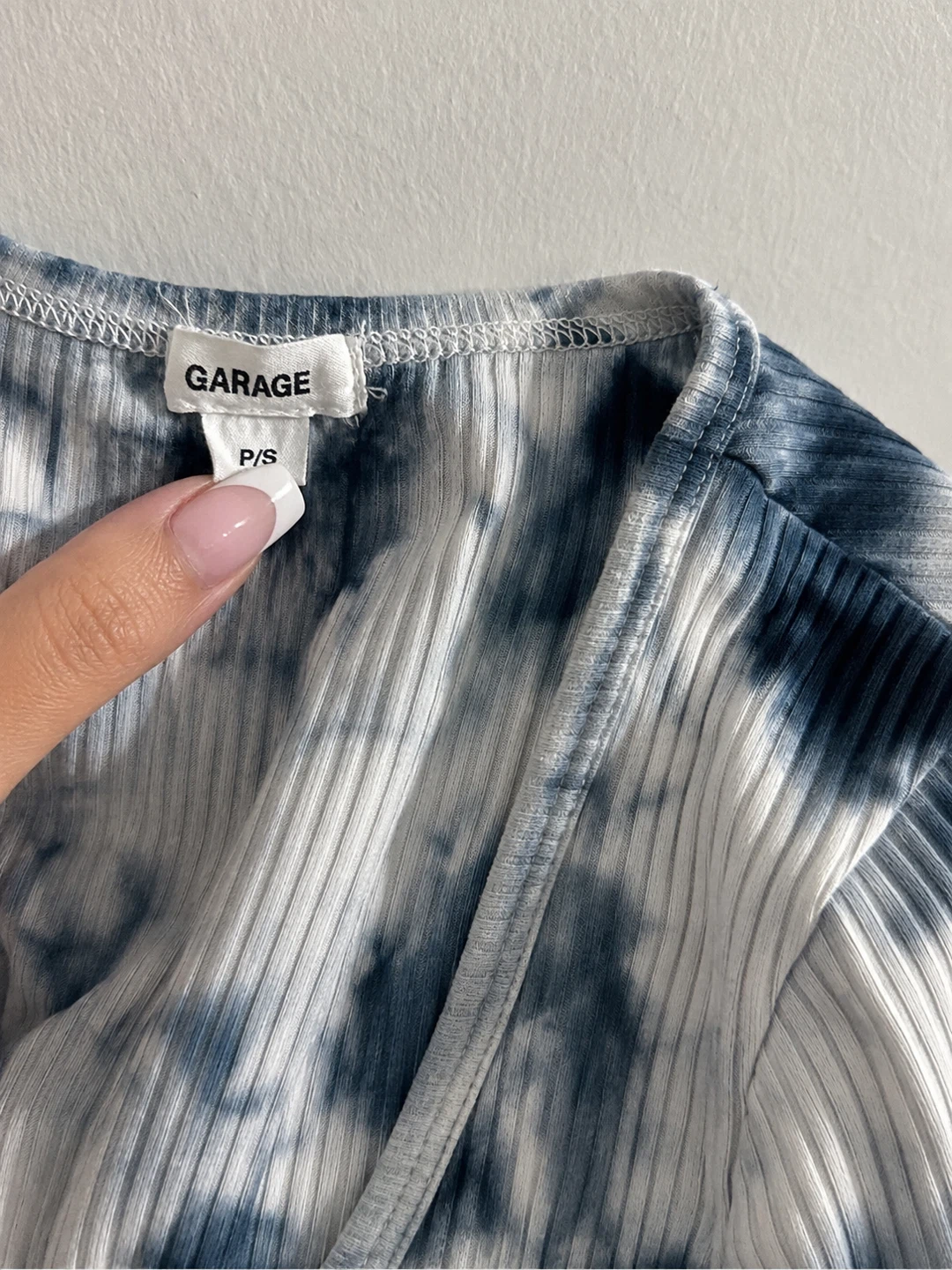 Garage Tie-Dye Long Sleeve Crop Top - photo 3
