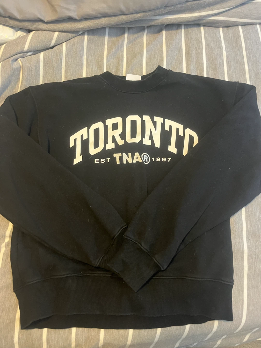 TNA Toronto Crewneck Sweatshirt(xs)