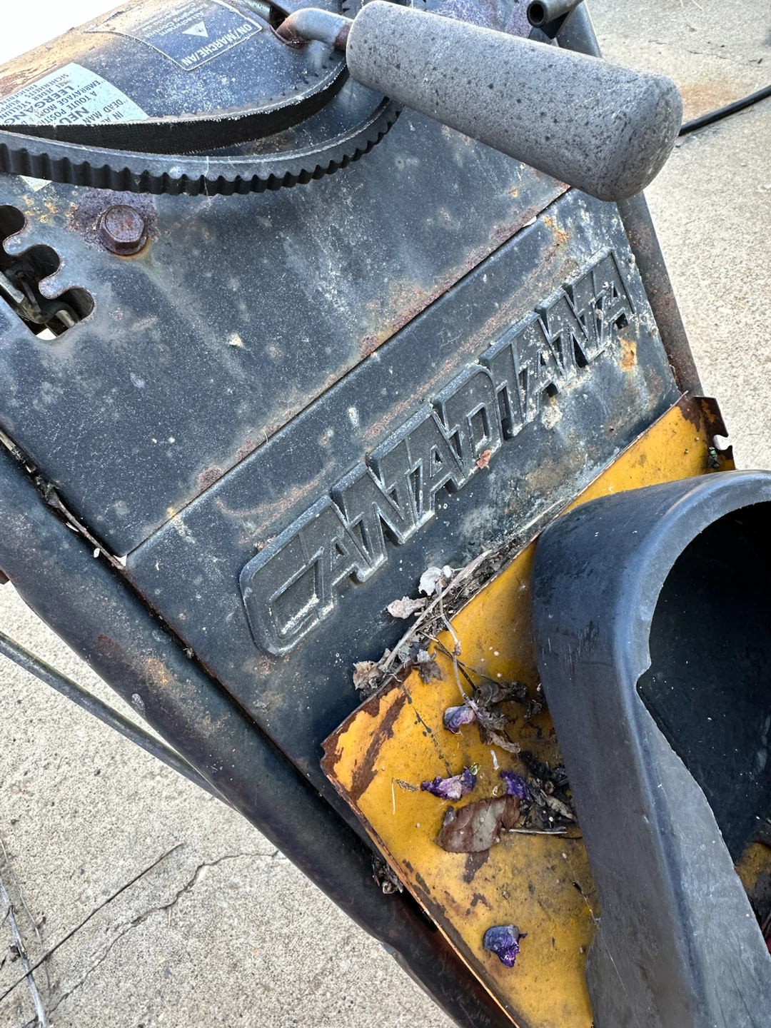 Canadian 10/31 Snowblower - photo 4