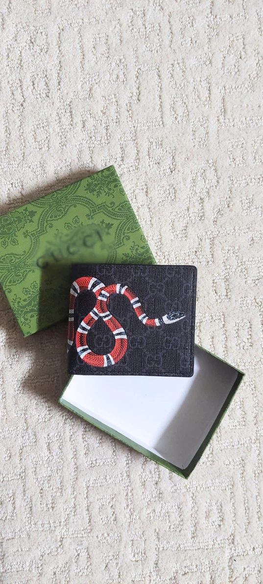 Luxury Black and Red Wallet - photo 2