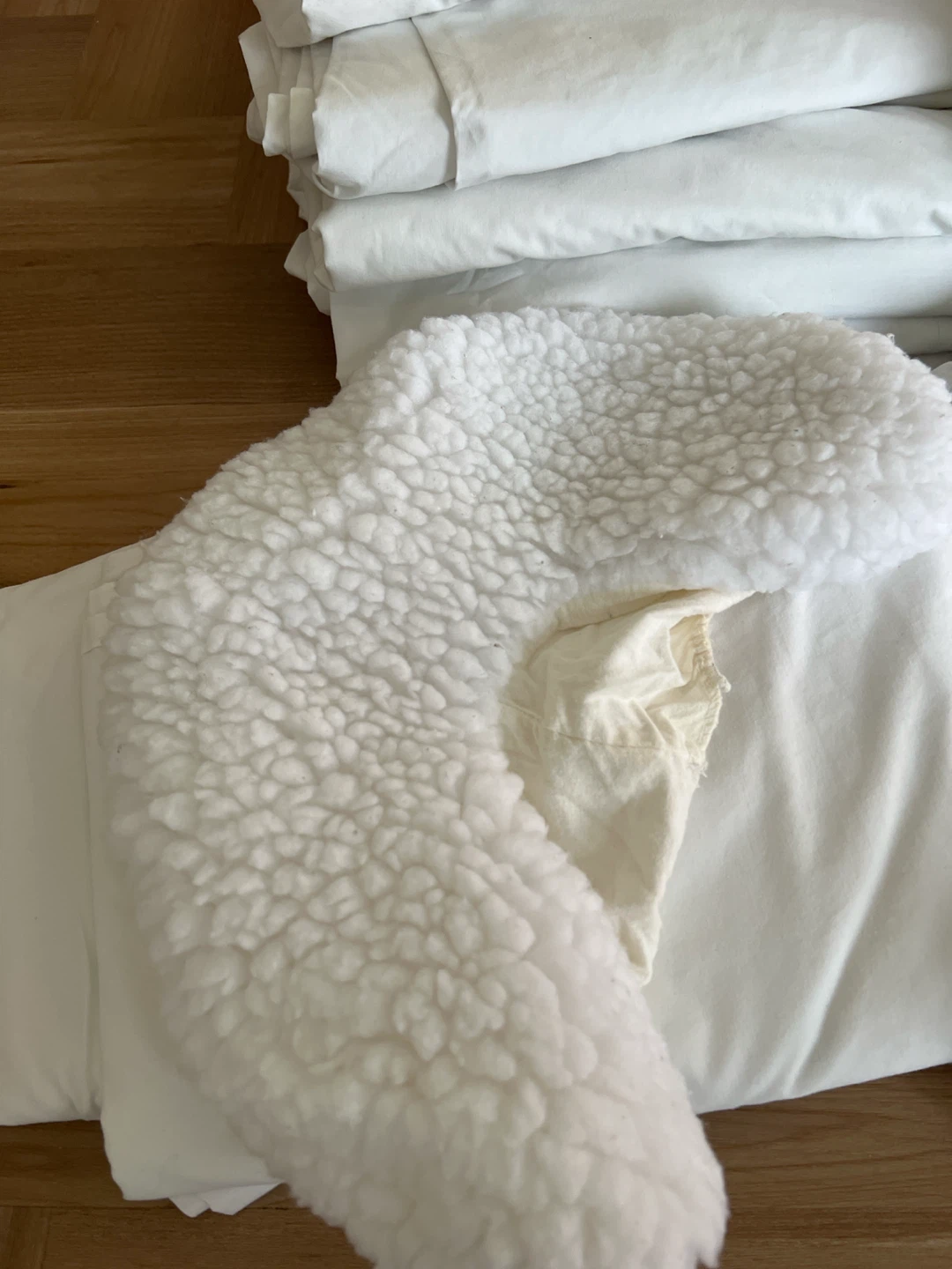 White massage Linens Bundle - photo 3